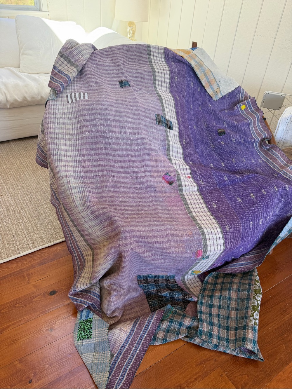 Handmade Purple Patchwork Kantha Throw Blanket - Cozy and Fun 🤩